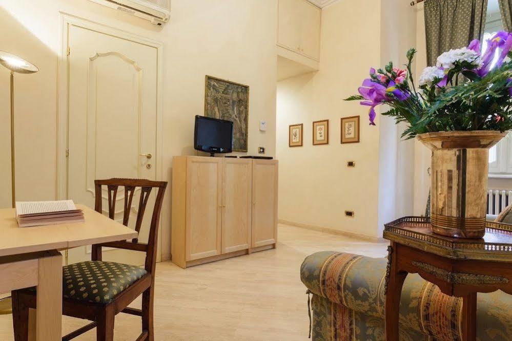 Dimora Storica Palazzo Marescalchi Belli Daire Roma Dış mekan fotoğraf